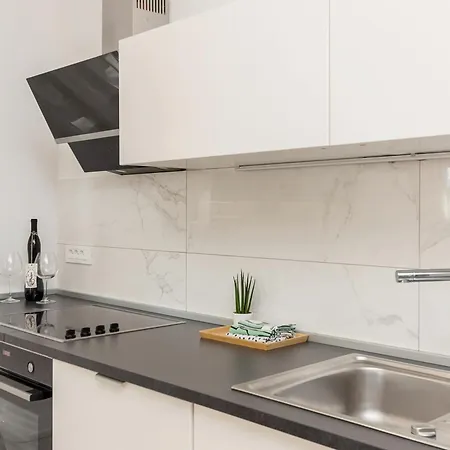 Apartment Fine