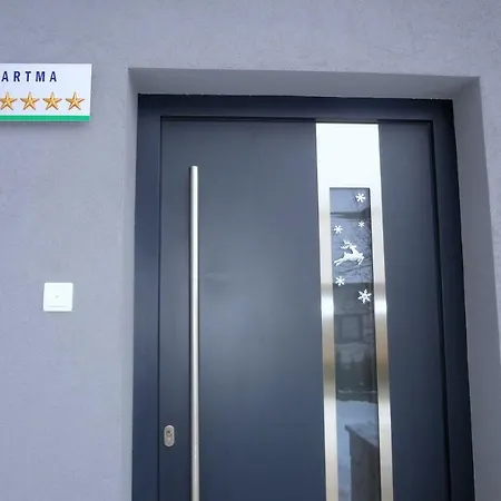 Fine Διαμέρισμα Zirovnica