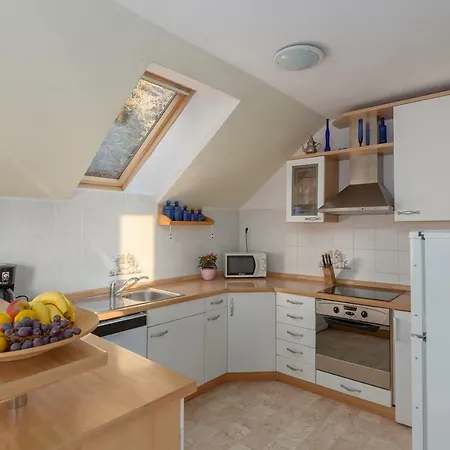 דירה Fine Zirovnica